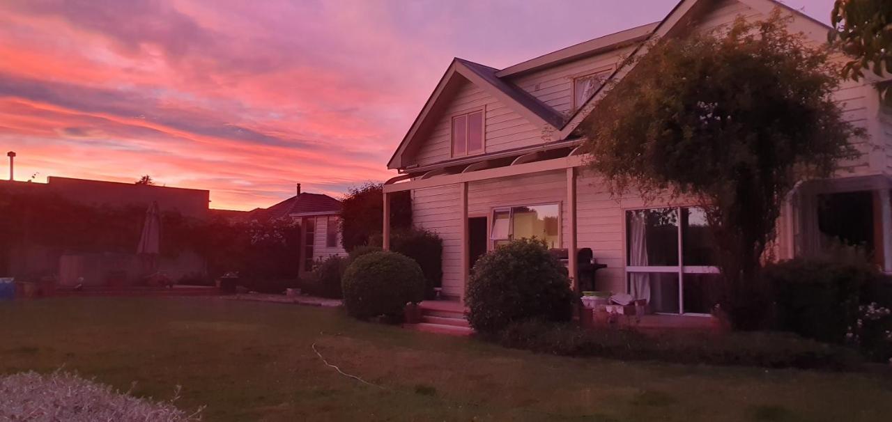 Century House B & B Flatlette Oamaru Exterior photo